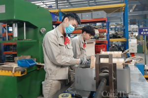 Sản xuất công nghiệp phục hồi, tăng ở 60 địa phương