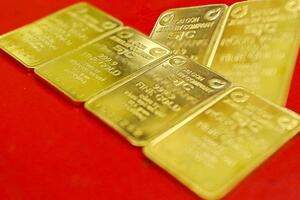 Chỉ có 2 đơn vị trúng thầu 3.400 lượng vàng miếng, giá cao nhất 81,33 triệu đồng/lượng