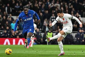 Lịch thi đấu bóng đá hôm nay 2/5: U23 Indonesia đấu với U23 Iraq, Chelsea đụng độ Tottenham