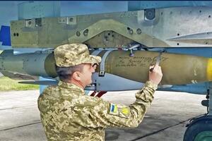 Mỹ chi 23 triệu USD mua đầu dò cho bom JDAM-ER đấu tác chiến điện tử