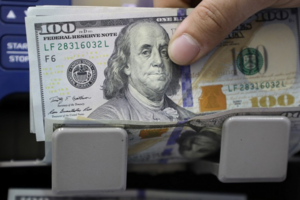 Tỷ giá USD hôm nay 8/5/2024: USD tăng nhẹ khi FED bình luận “diều hâu” và đồng Yen suy yếu