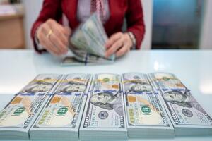 Tỷ giá USD hôm nay 20/5/2024: Đồng USD sẽ tăng hay giảm trong tuần giao dịch mới?