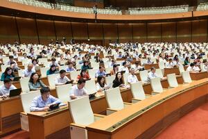 Đại biểu Quốc hội: Đề xuất rút bảo hiểm xã hội 50% thay vì một lần