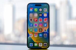 Mẫu iPhone đang "cháy hàng" giảm giá sâu nhất kể từ khi ra mắt