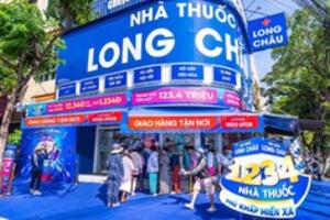 Dragon Capital vừa nâng sở hữu lên hơn 10%, cổ phiếu của FPT Retail thiết lập đỉnh mới, tăng hơn 200% sau một năm