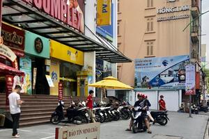 Thị trường vàng sáng ngày 3/6: Giá giảm mạnh nhưng khó mua