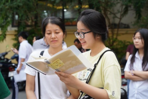 Tuyển sinh lớp 6, lớp 10 tại Hà Nội: Tỷ lệ chọi cao ngất ngưởng