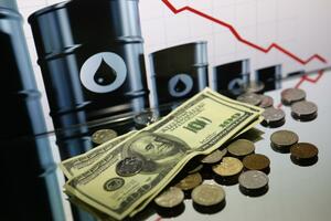 Giá dầu thế giới “lao dốc” trong bối cảnh OPEC+ gia hạn cắt giảm sản lượng