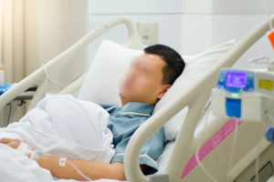 Người đàn ông 59 tuổi mắc ung thư thực quản, thạch cũng nuốt nổi, bác sĩ chỉ ra 3 thói xấu là "bẫy tử thần"