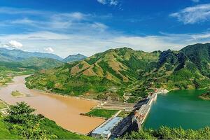 Hồ thuỷ điện còn lượng nước tương đương mấy tỷ kWh?
