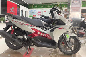 Giá xe Honda Air Blade 2025 cuối tháng 6/2024: Cực rẻ dù mới ra mắt, giá chỉ từ 42 triệu đồng