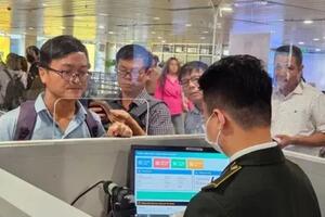 Đề xuất bỏ dấu kiểm chứng xuất nhập cảnh với công dân Việt Nam