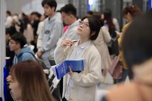 Tỷ lệ thất nghiệp tăng đột biến ở trung tâm công nghệ sôi động nhất Trung Quốc