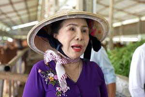 Founder Trà Tâm Lan - "Kỳ nữ" Tây Ninh: 60 tuổi khởi nghiệp, 70 tuổi tham gia kinh tế tuần hoàn, 73 tuổi xây nhà máy 100 tỷ đồng