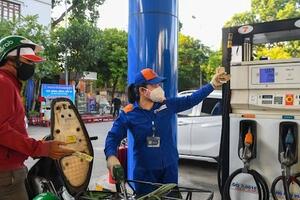 Giá xăng dầu hôm nay ngày 26/7/2024: Dầu thế giới tăng cao nhờ dữ liệu kinh tế lạc quan của Mỹ