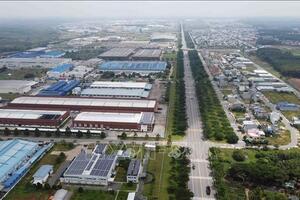 Bảy tháng, hơn 18 tỷ USD đầu tư vào Việt Nam