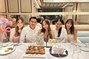 HLV Kiatisak chờ phán quyết ở Thái Lan