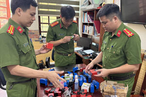 Triệt phá đường dây làm giả giấy tờ để mua bán xe không rõ nguồn gốc, xe thế chấp ngân hàng