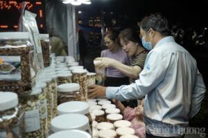 Tăng độ phủ của hàng Việt