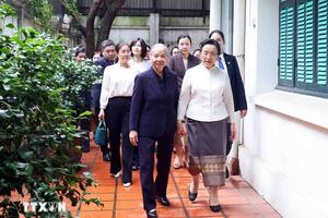 Phu nhân Tổng Bí thư, Chủ tịch Lào thăm Phu nhân cố Tổng Bí thư Nguyễn Phú Trọng