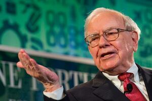 Tỷ phú Warren Buffett: 3 nguyên tắc “tối giản” chỉ người biết kiếm tiền mới hiểu, người nghèo dành cả đời chưa chắc đã ngộ ra