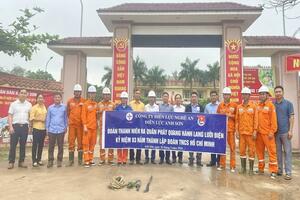 Nghệ An vận động người dân đảm bảo an toàn hành lang điện lưới