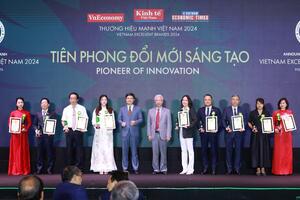 DNSE lần thứ hai liên tiếp vào top 10 Thương hiệu mạnh - Tiên phong đổi mới sáng tạo