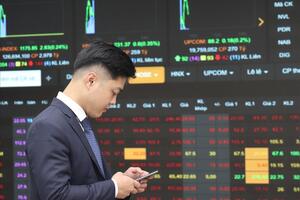 “Cơn gió ngược” thử thách chỉ số VN-Index