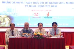 Cần sớm tháo gỡ khó khăn vướng mắc cho các dự án điện khí LNG, điện gió ngoài khơi