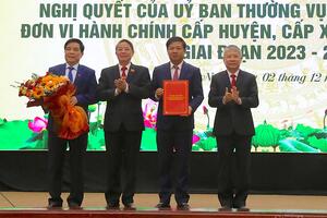 Công bố Nghị quyết của Quốc hội về sắp xếp đơn vị hành chính huyện, xã tỉnh Quảng Nam