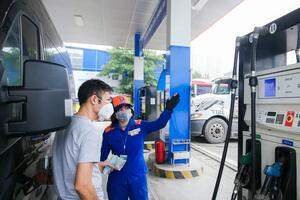 Giá xăng dầu dự báo giảm lần thứ 2 liên tiếp trong kỳ điều hành ngày mai 12/12