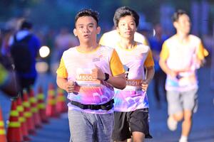 Gần 2.500 vận động viên tham gia giải chạy tạo nguồn lực chăm lo Tết năm 2025