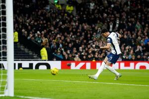 Tin thể thao (20-12): Tottenham hạ gục Man United sau màn rượt đuổi hấp dẫn