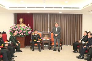 Lãnh đạo TP Hà Nội tiếp Đoàn công tác Lữ đoàn tàu ngầm 189