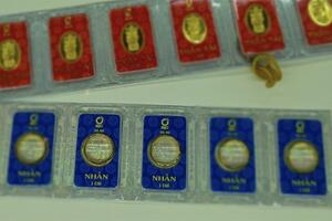 Giá vàng chiều nay 10-2: Tăng mạnh