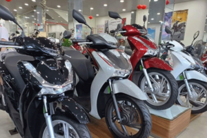 Giá xe SH hôm nay 19/2: Lăn bánh từ 83 triệu đồng