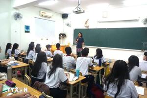 Nghiêm cấm cắt xén chương trình các môn học