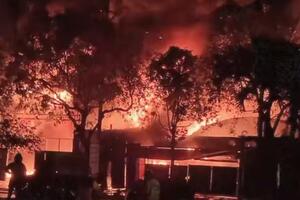 Hà Nội: Nhanh chóng dập tắt cháy lớn tại khu nhà xưởng ở Gia Lâm