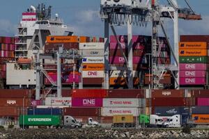 Mỹ bổ sung hàng chục thực thể nước ngoài vào danh sách hạn chế thương mại