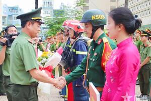 Công an TP Hồ Chí Minh ra quân cao điểm trấn áp tội phạm