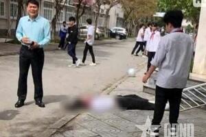 Trường Đại học Vinh: Rơi lan can làm 3 học sinh bị thương