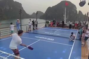 Quảng Ninh: Xử phạt tàu du lịch Black Pearl QN-6699 vì tổ chức chơi pickleball trên boong