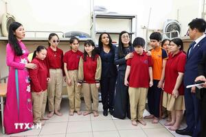 Hai phu nhân Thủ tướng Việt Nam và Ethiopia thăm Trường Nguyễn Đình Chiểu