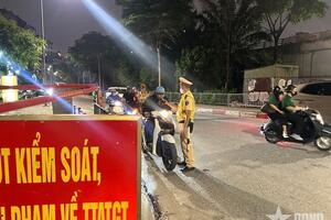 Hà Nội: Tăng cường xử lý vi phạm về nồng độ cồn trong đêm
