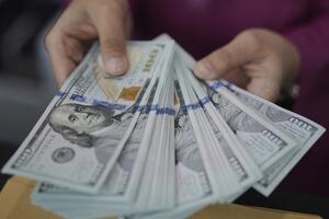 Tỷ giá USD hôm nay (21-4): Cố gắng lấy lại đà tăng