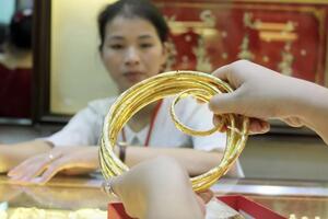 Thủ tướng yêu cầu ổn định thị trường vàng