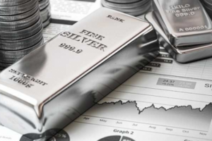 Giá bạc hôm nay 23/4/2025: Bạc sụt giảm