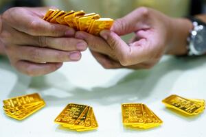 Giá vàng hôm nay (25-4): Tăng mạnh trở lại