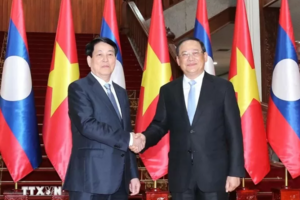 Việt Nam - Lào đặt mục tiêu nâng kim ngạch thương mại lên 5 tỷ USD