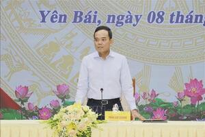 Đoàn công tác Bộ Chính trị làm việc với Ban Thường vụ Tỉnh ủy Yên Bái và Lào Cai